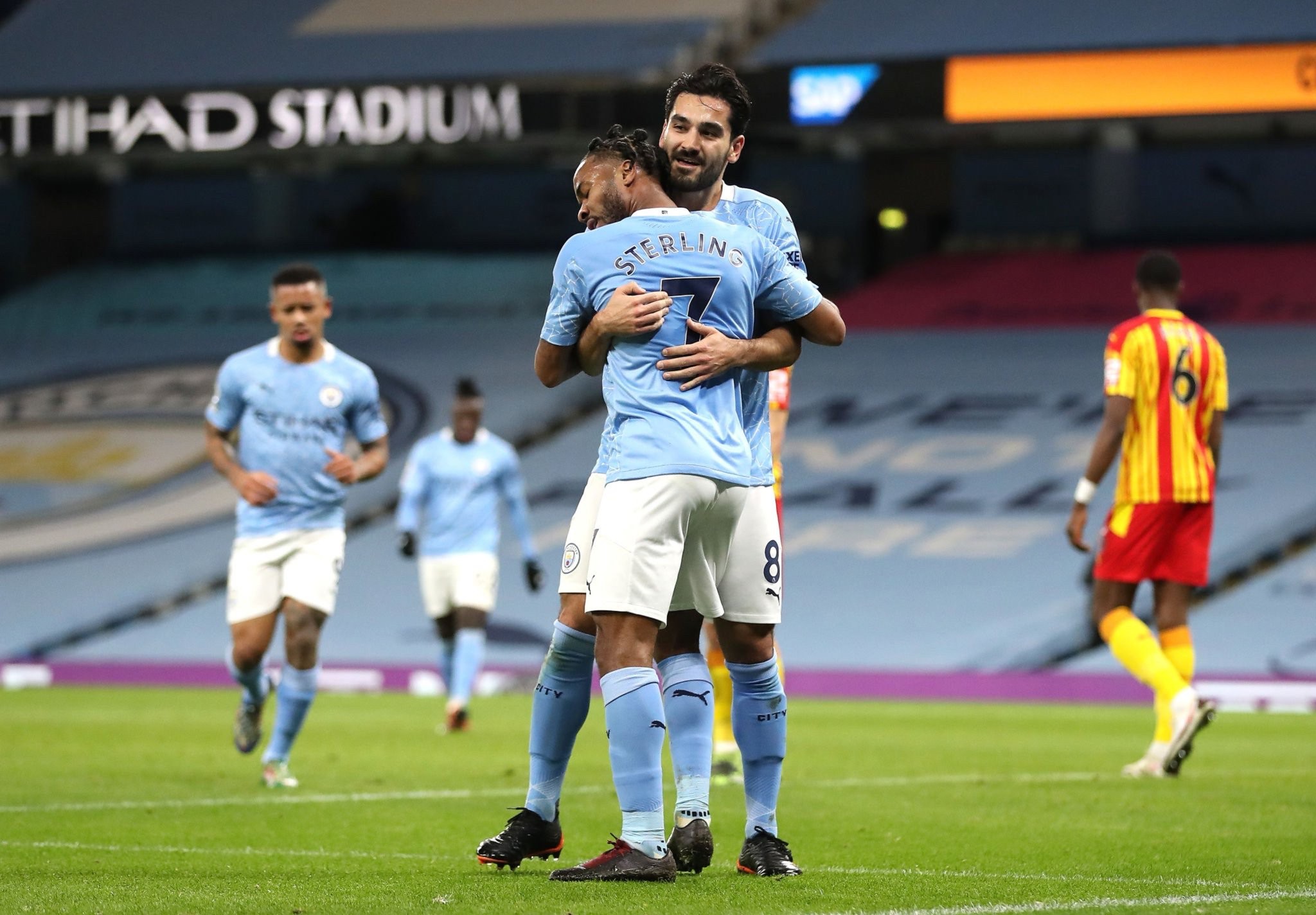 是英格兰足 是英格兰足