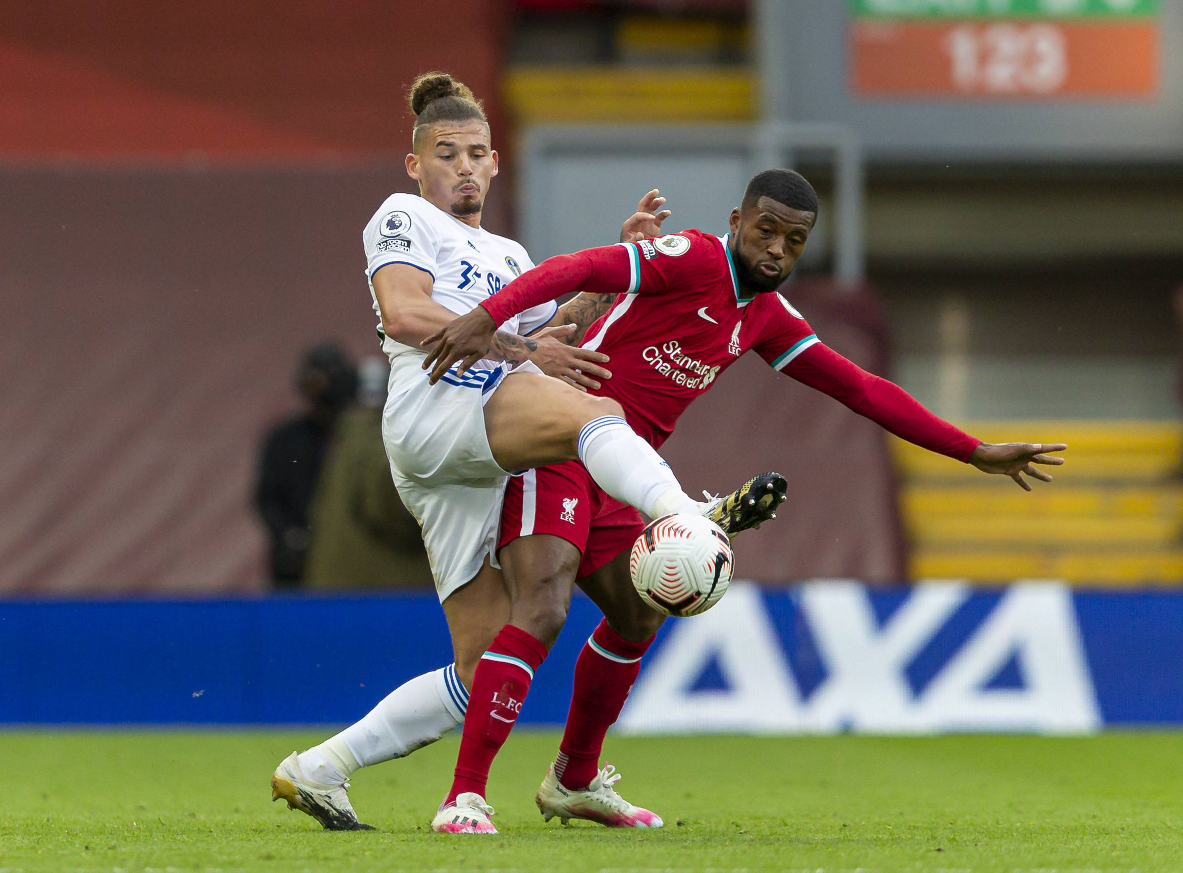 中场的冲击 中场的冲击